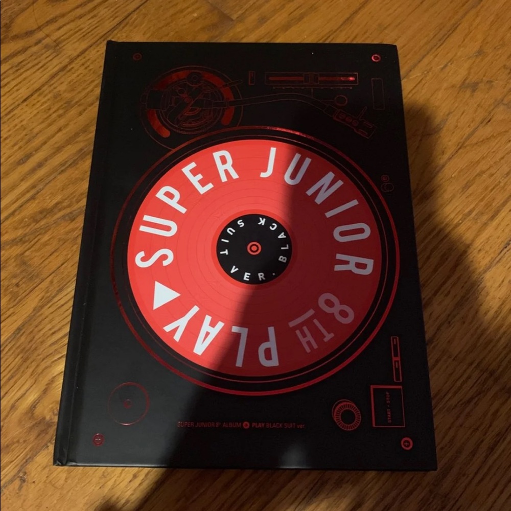 Super Junior - PLAY - ALBUM - KPOP - Picture 1 of 2